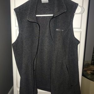 Columbia Vest!!